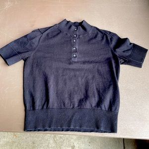 Everlane sweater tee